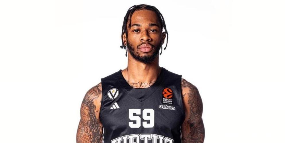 雷琼-塔克全场投篮11中4，三分7中3得到16分1篮板2助攻